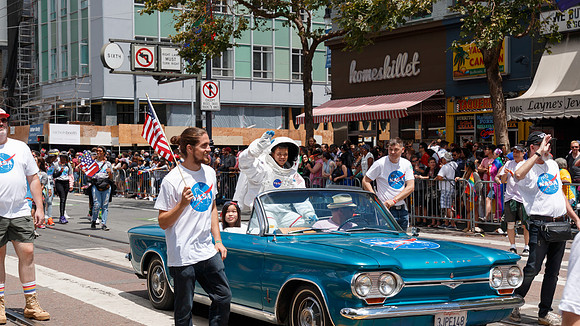 NASA_Pride_2015-130