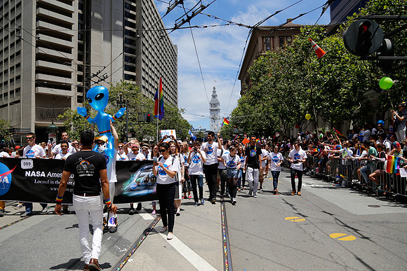 NASA_Pride_2015-510