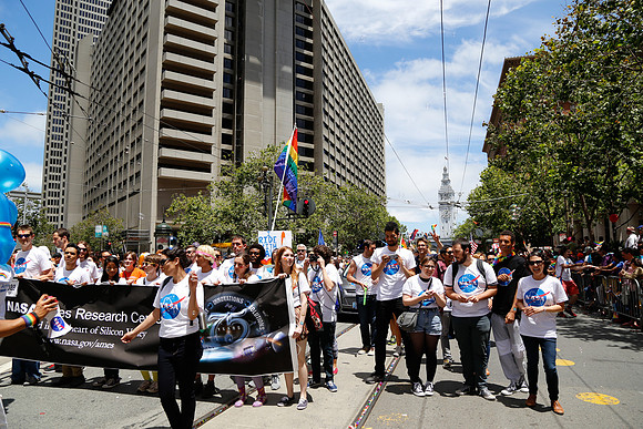 NASA_Pride_2015-505