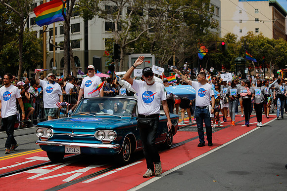 NASA_Pride_2015-47