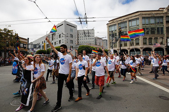 NASA_Pride_2015-157