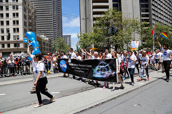 NASA_Pride_2015-503