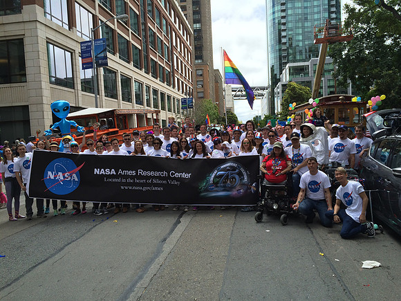 NASA_Pride_2015-344