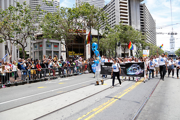 NASA_Pride_2015-522