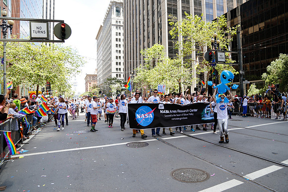 NASA_Pride_2015-605
