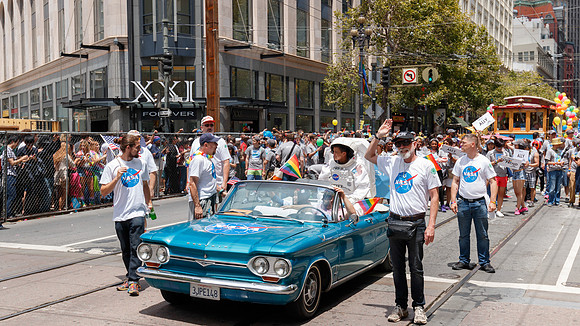 NASA_Pride_2015-220