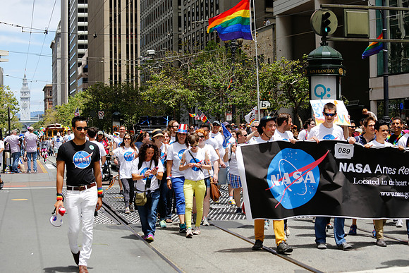 NASA_Pride_2015-640