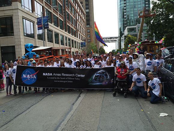 NASA_Pride_2015-345